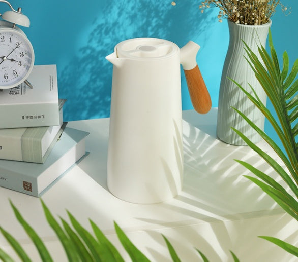 Insulated Kettle with Wood-Style Handle – 1 L Vacuum Flask