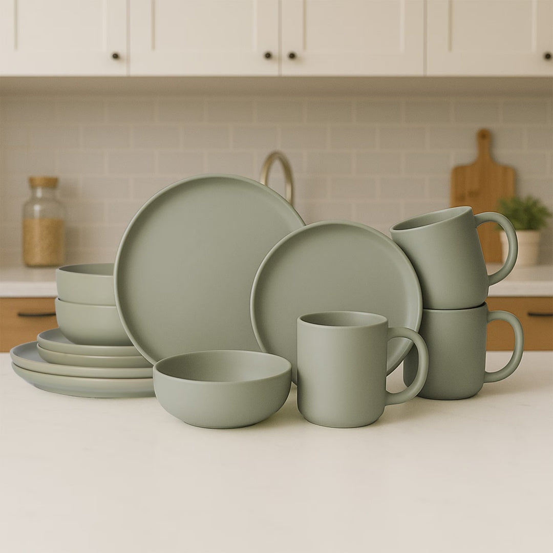 12-Piece Stoneware Dinnerware Set with Mugs – Microwave & Dishwasher Safe (Service for 3)