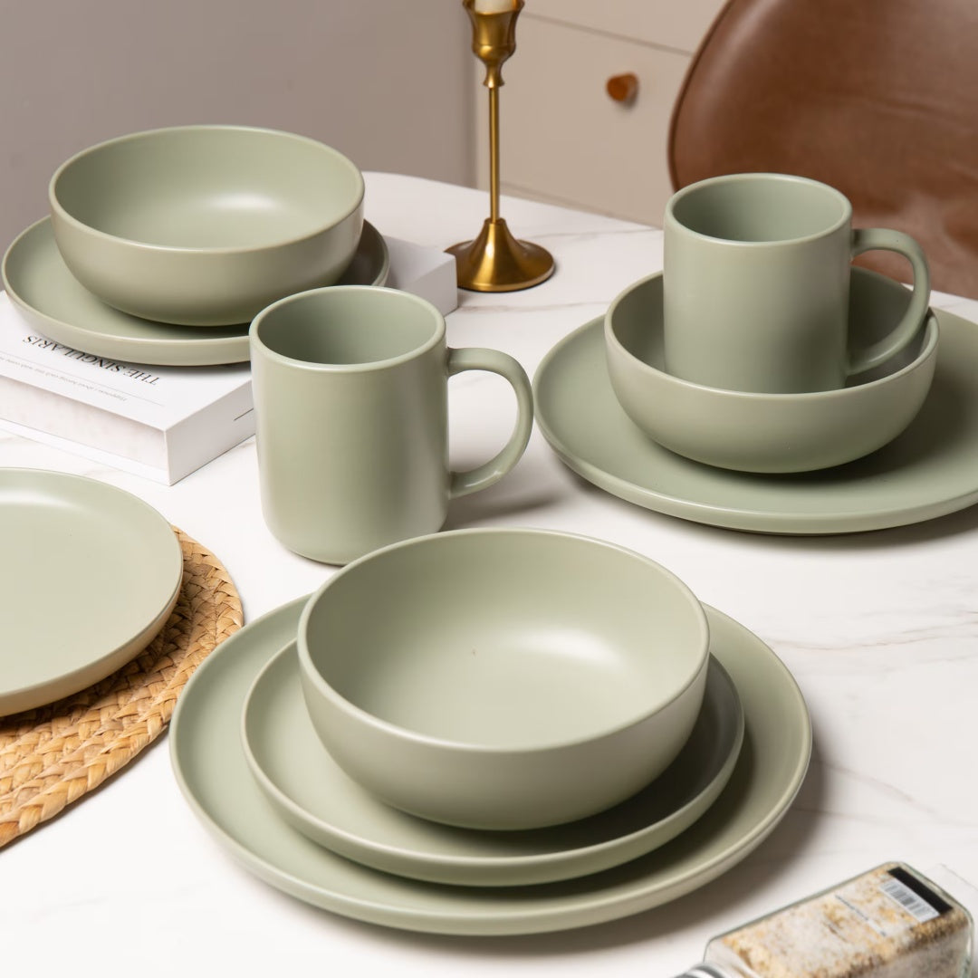 12-Piece Stoneware Dinnerware Set with Mugs – Microwave & Dishwasher Safe (Service for 3)